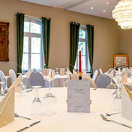 First Im Sophienhof Hotel 4*