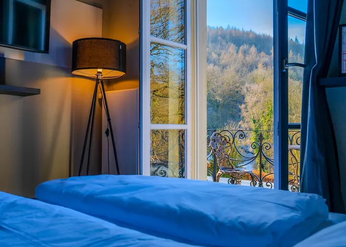 First Im Sophienhof 4*